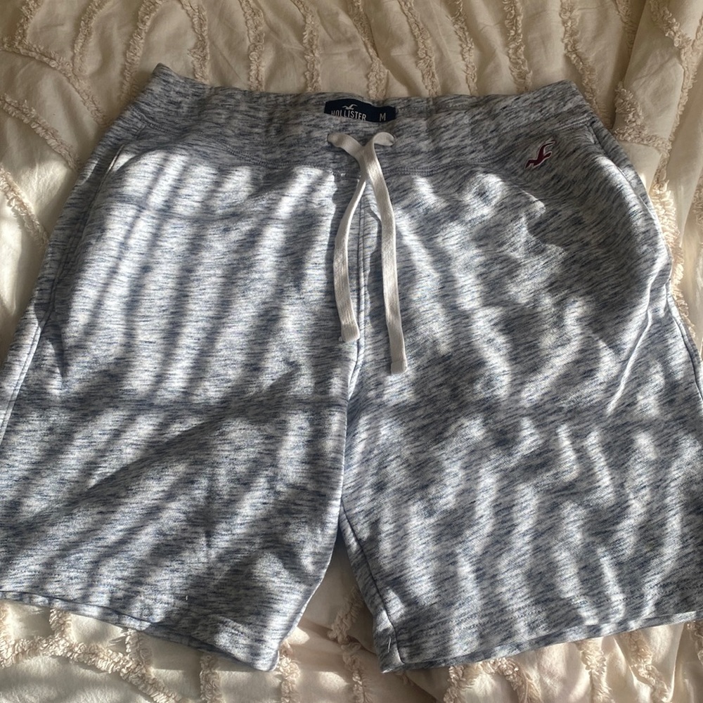 Men’s hollister grey shorts size M
